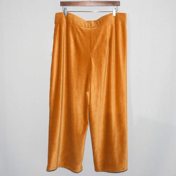 Candies Gold Zip Up Wide Leg Velour Pants - Picture 4 of 5